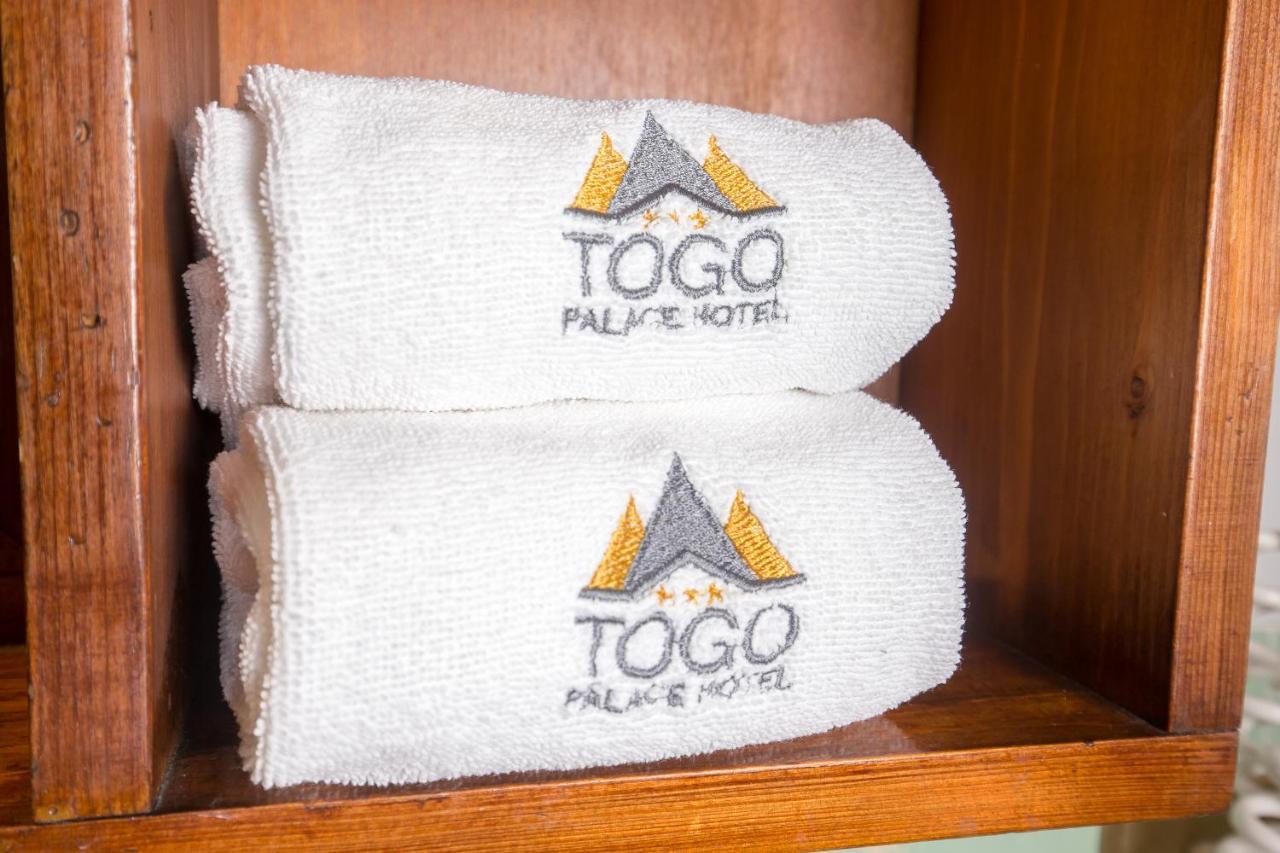 Hotel Togo Palace تيرمينيلو المظهر الخارجي الصورة